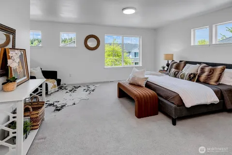 $1,450,000 | 9416 McBane Avenue Southeast, Snoqualmie, WA 98065