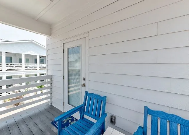 a view of front door of house