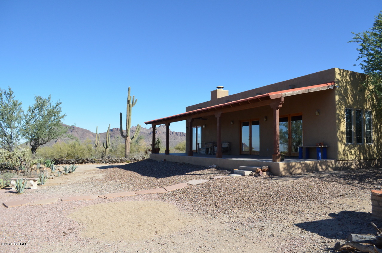 9675 West Rudasill Road Tucson, AZ 85743 - Photo 2 of 36 Gallery Image 2
