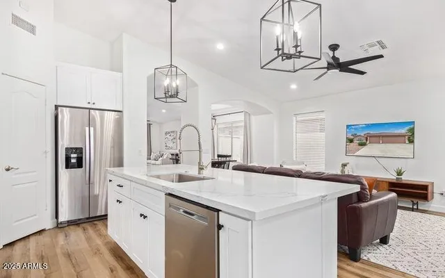 $824,000 | 17827 North 51st Way, Scottsdale, AZ 85254