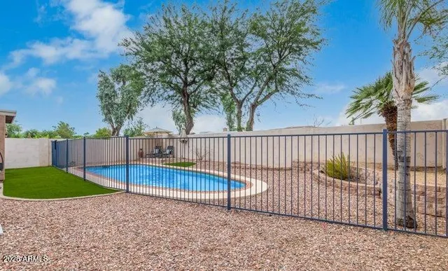 $824,000 | 17827 North 51st Way, Scottsdale, AZ 85254