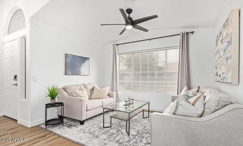 $824,000 | 17827 North 51st Way, Scottsdale, AZ 85254