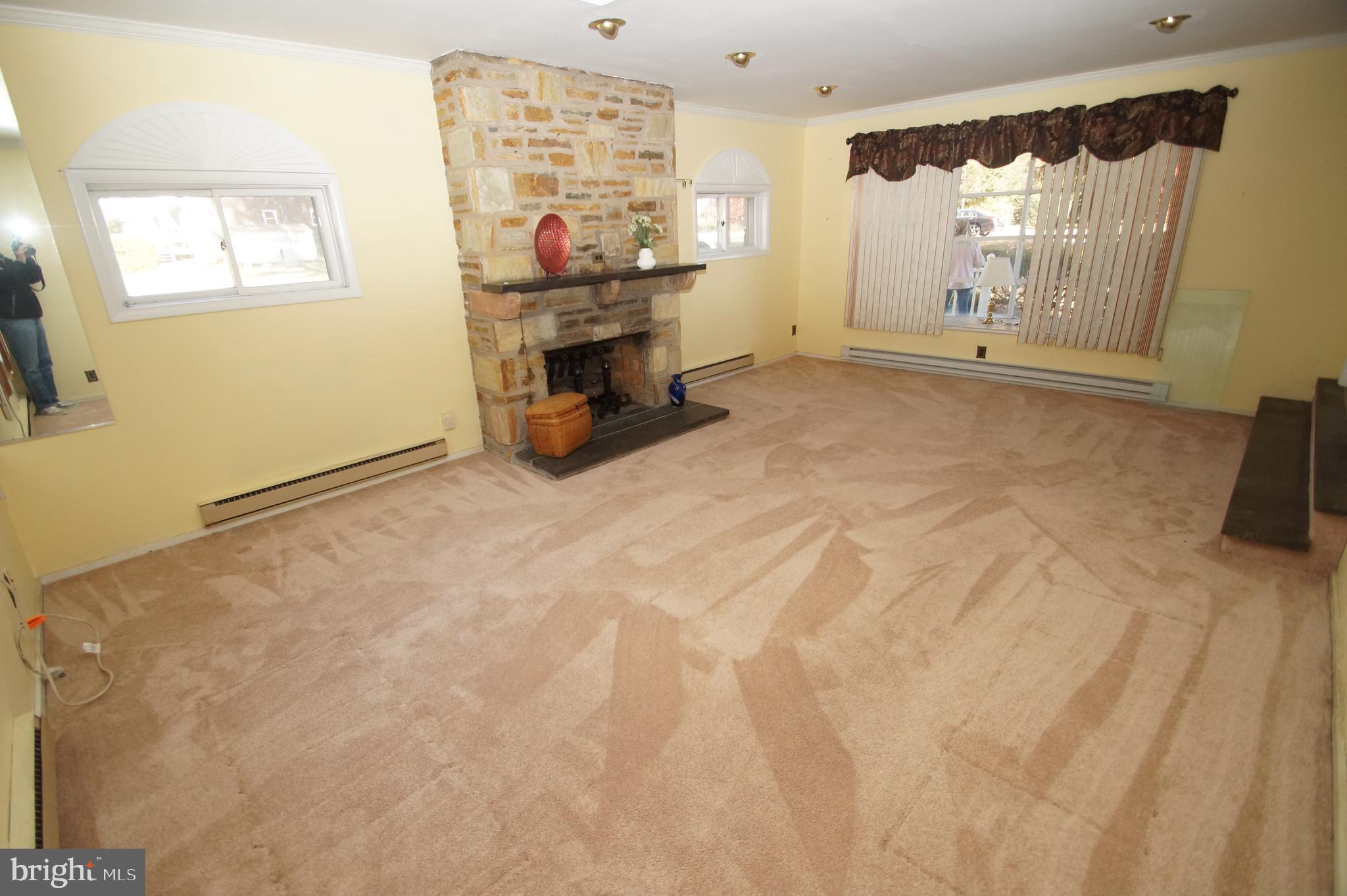 548 Kutcher Road Southampton, PA 18966 - Photo 6 of 21 Gallery Image 6