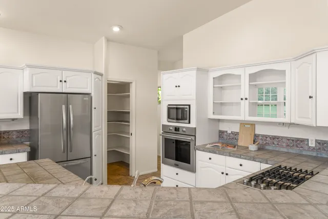 $1,095,000 | 230 Red Rock Cove Drive, Sedona, AZ 86351