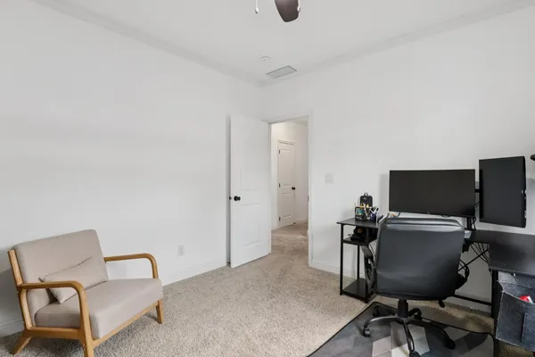 $175,000 | 104 Village Circle, Sacramento, CA 95838