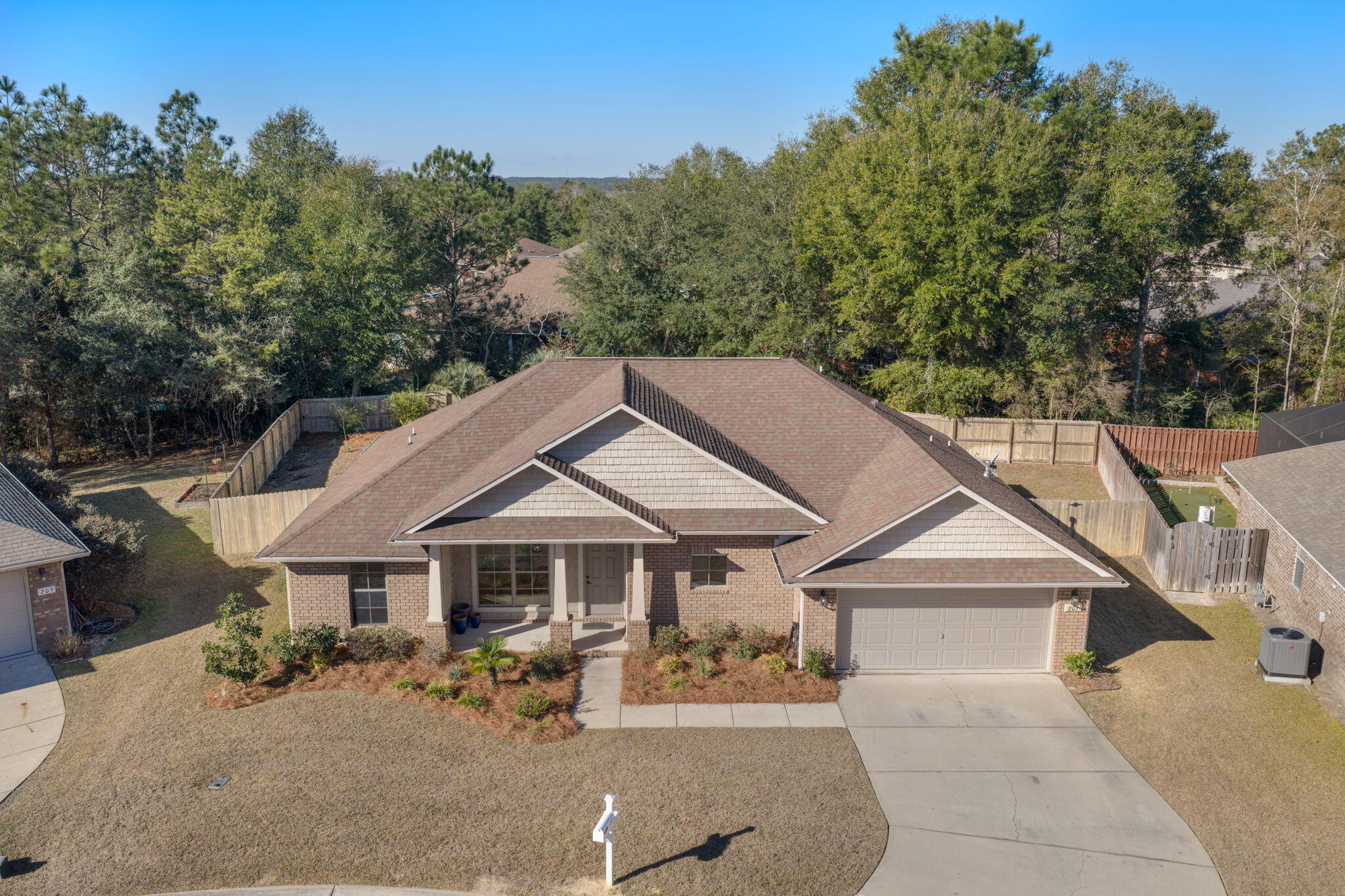 207 Pinque Coat Court Crestview, FL 32536 - Photo 9 of 47 Frontview of the Property