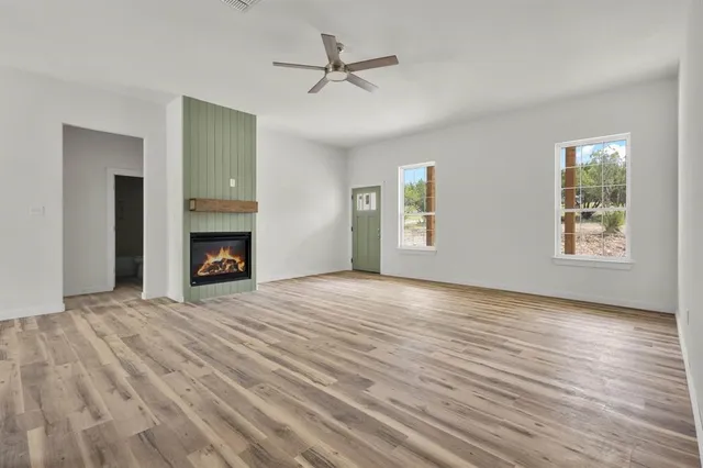 $396,000 | 650 Anglers Ridge, Bluff Dale, TX 76433