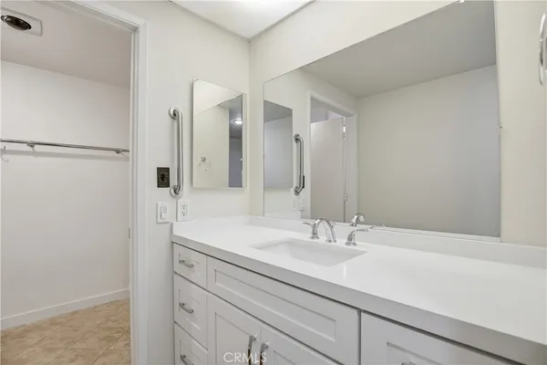 $3,200 | 3421 Calle Azul, Unit 1F, Laguna Woods, CA 92637
