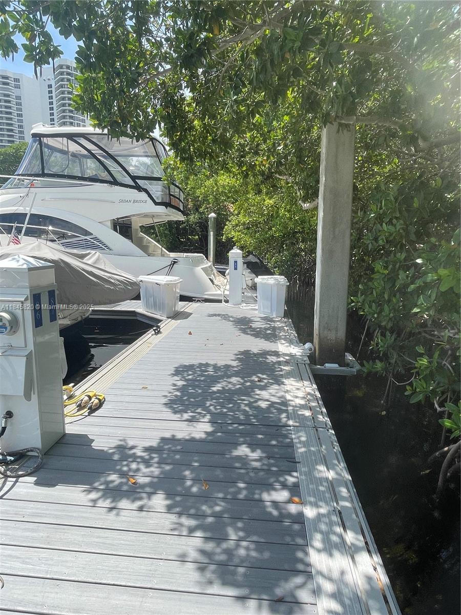 3575 Mystic Pointe Drive Aventura, FL 33180 - Photo 6 of 7