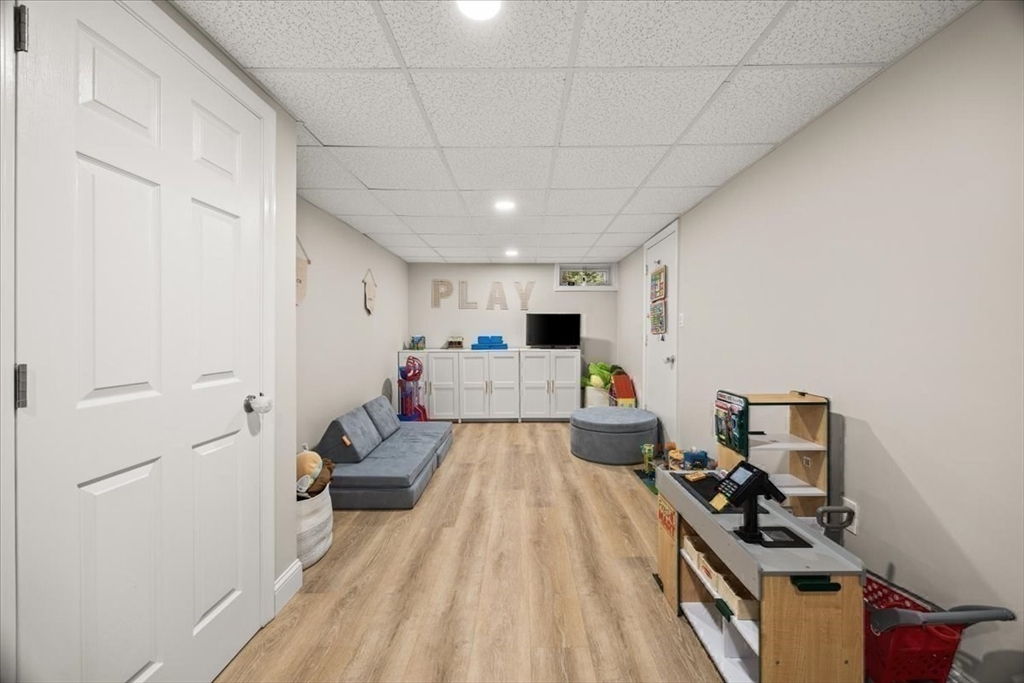 758 King Street Raynham, MA 02767 - Photo 32 of 42