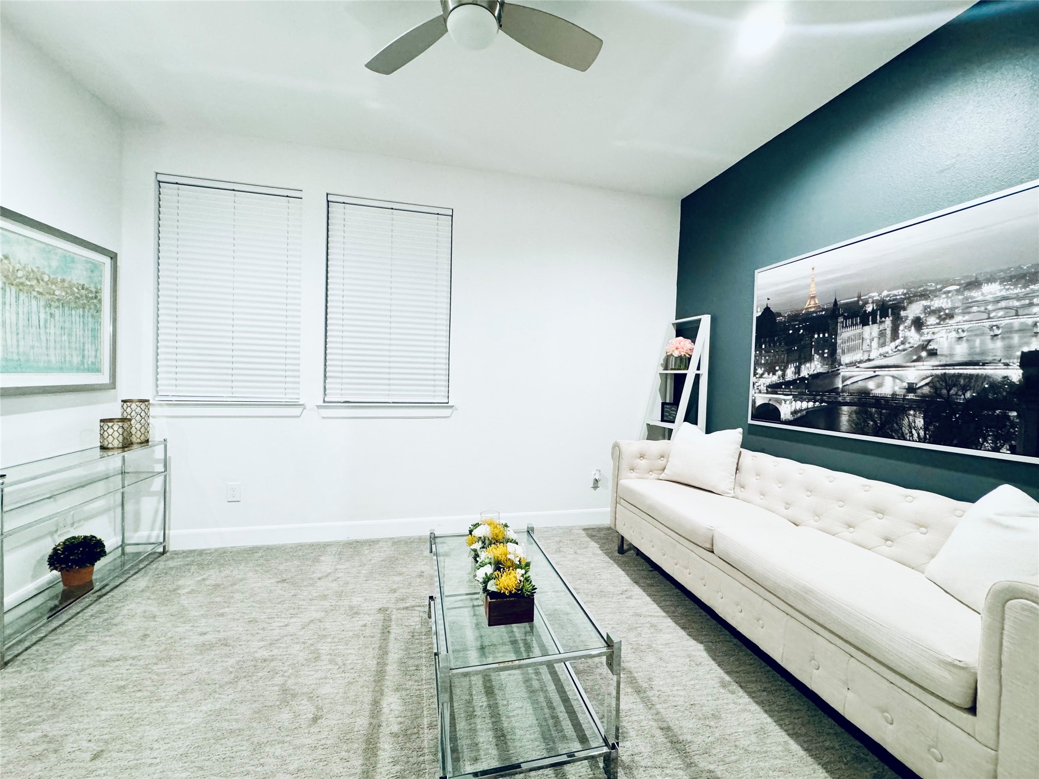 2717 Clinton Drive Houston, TX 77020 - Photo 14 of 22 a living room with furniture