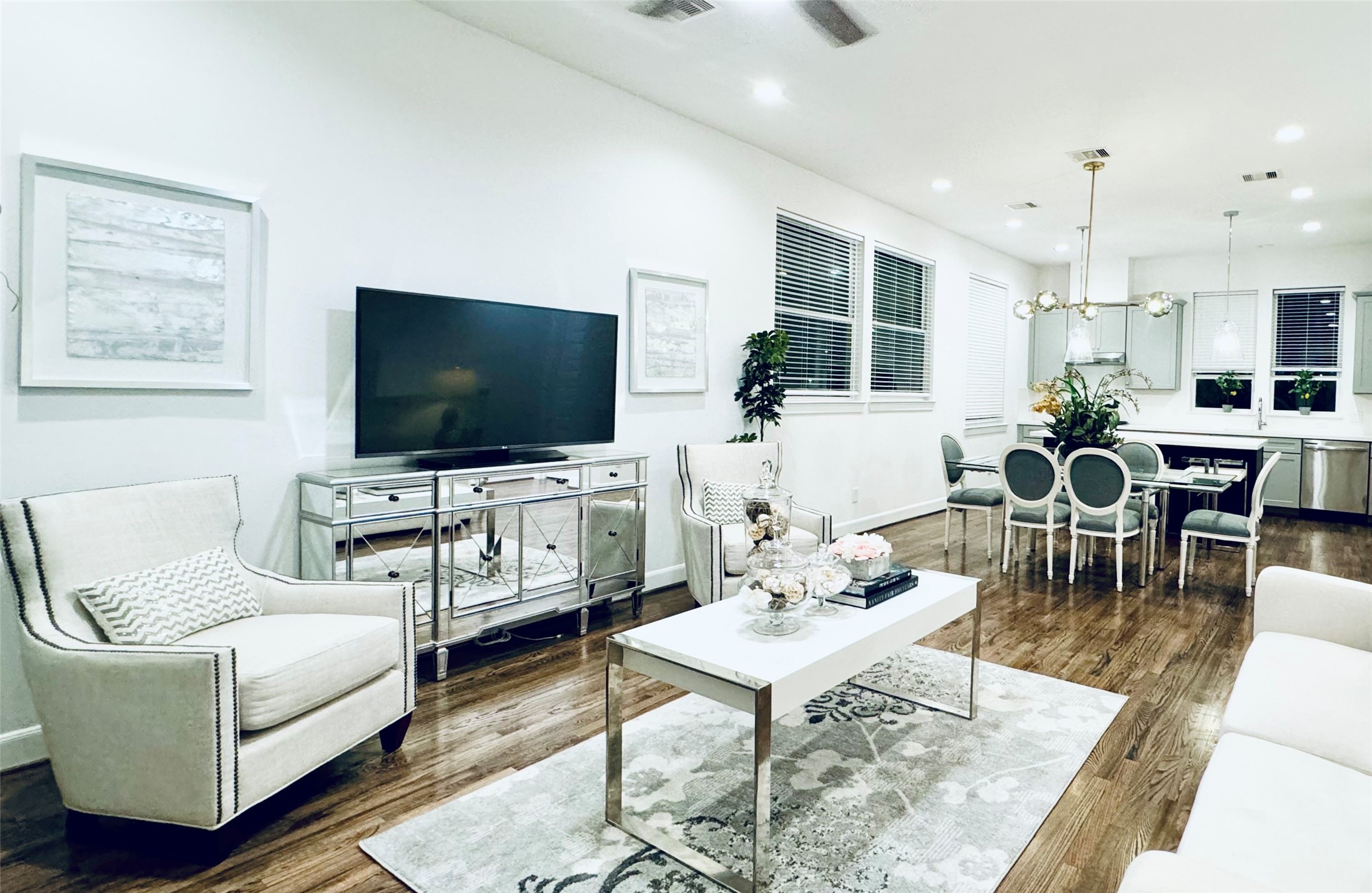 2717 Clinton Drive Houston, TX 77020 - Photo 2 of 22 a living room with furniture and a flat screen tv