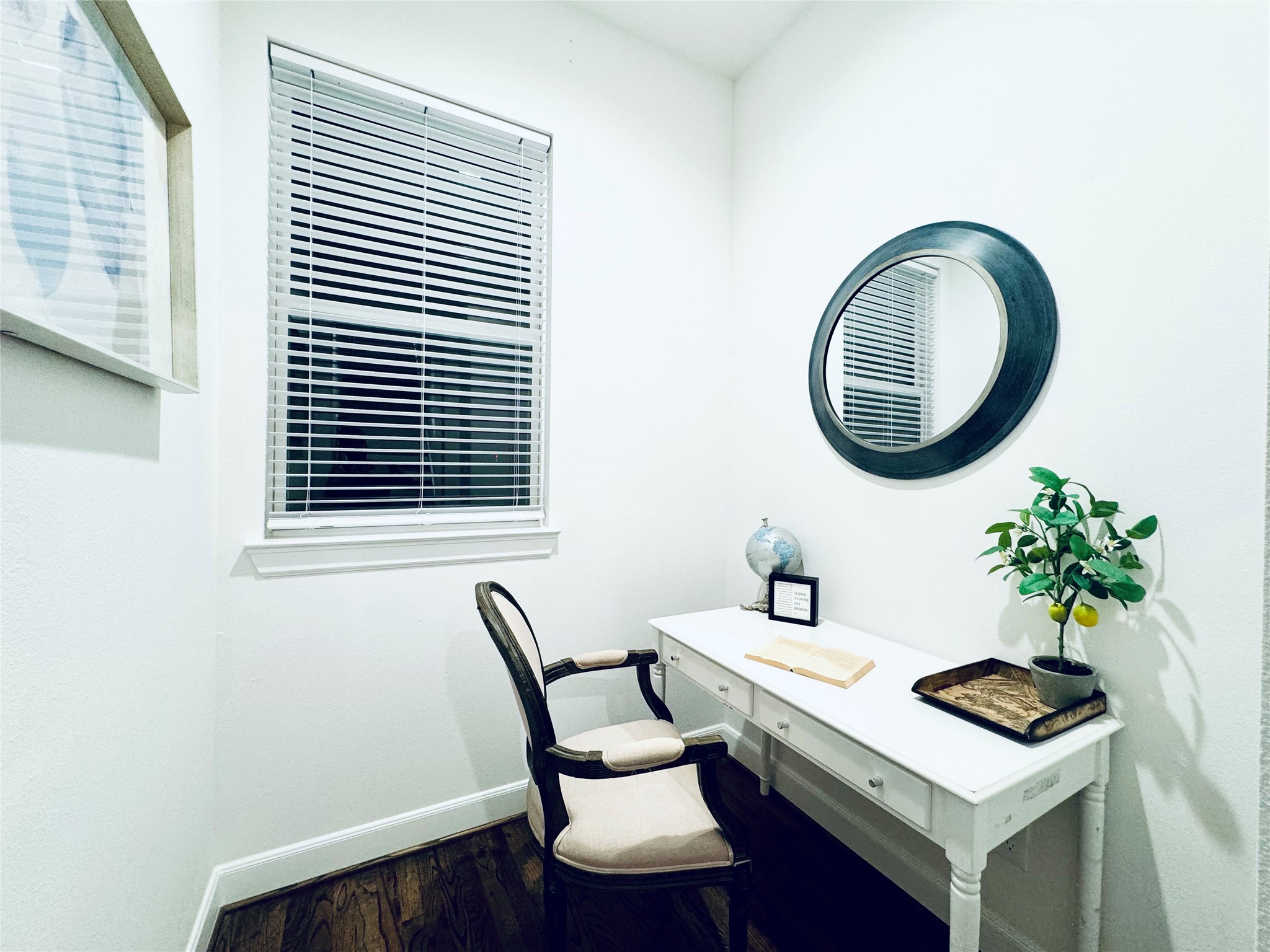 2717 Clinton Drive Houston, TX 77020 - Photo 8 of 22 a bathroom with a sink a mirror and a window