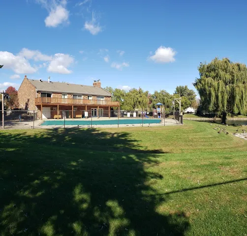 a view of building with outdoor space