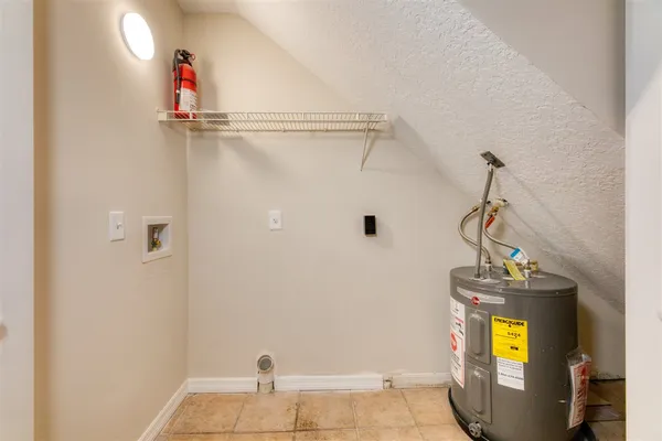 $2,700 | 203 E Street, St. Augustine Beach, FL 32080