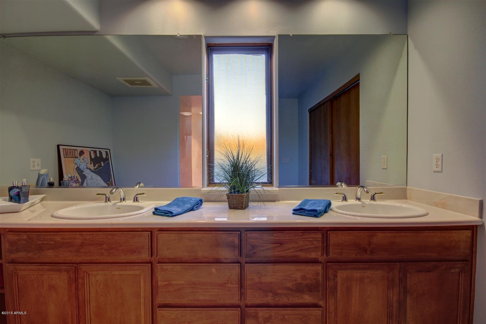 3075 North Prospectors Road Apache Junction, AZ 85119 - Photo 29 of 51 Master Dual Sinks