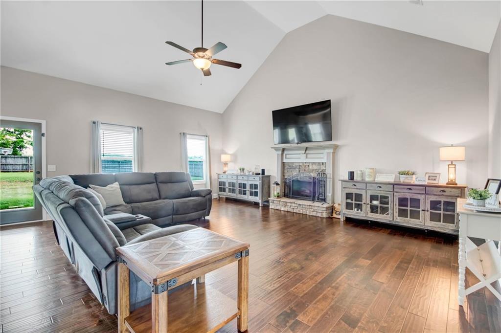 1312 Sims Road Southeast Winder, GA 30680 - Photo 10 of 24