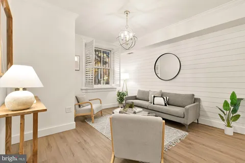 $499,000 | 512 U Street Northwest, Unit 3, Washington, DC 20001