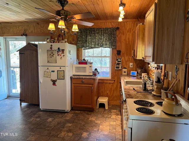 $250,000 | 14251 Nickelsville Highway, Nickelsville, VA 24271