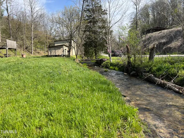 $240,000 | 14251 Nickelsville Highway, Nickelsville, VA 24271