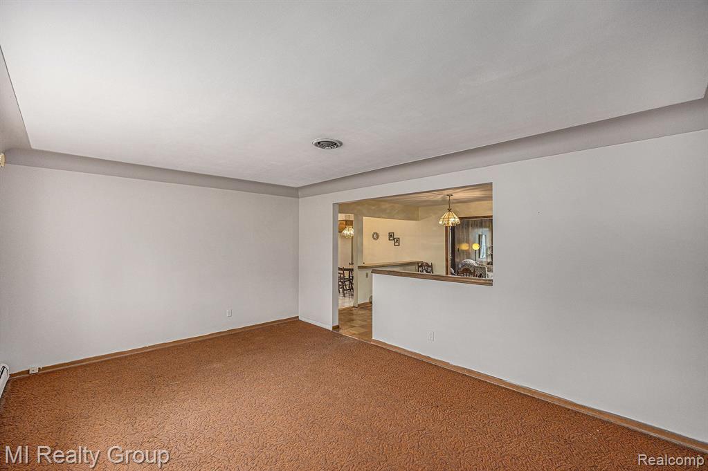 8160 32 Mile Road Washington, MI 48095 - Photo 8 of 29 Gallery Image 8