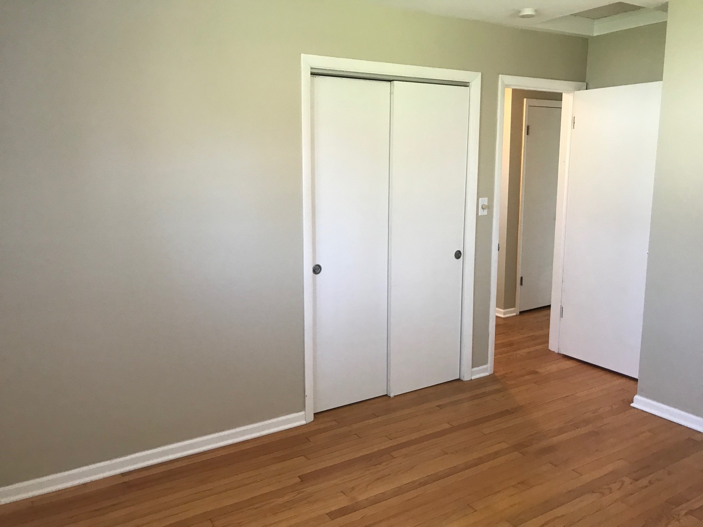 7106 High Road Darien, IL 60561 - Photo 22 of 23 Gallery Image 22