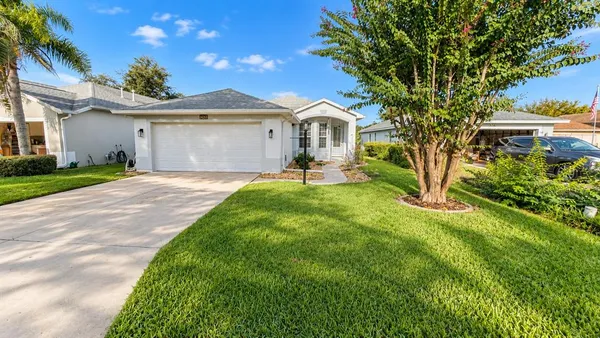 $299,900 | 4925 Portsmouth Street, Tavares, FL 32778