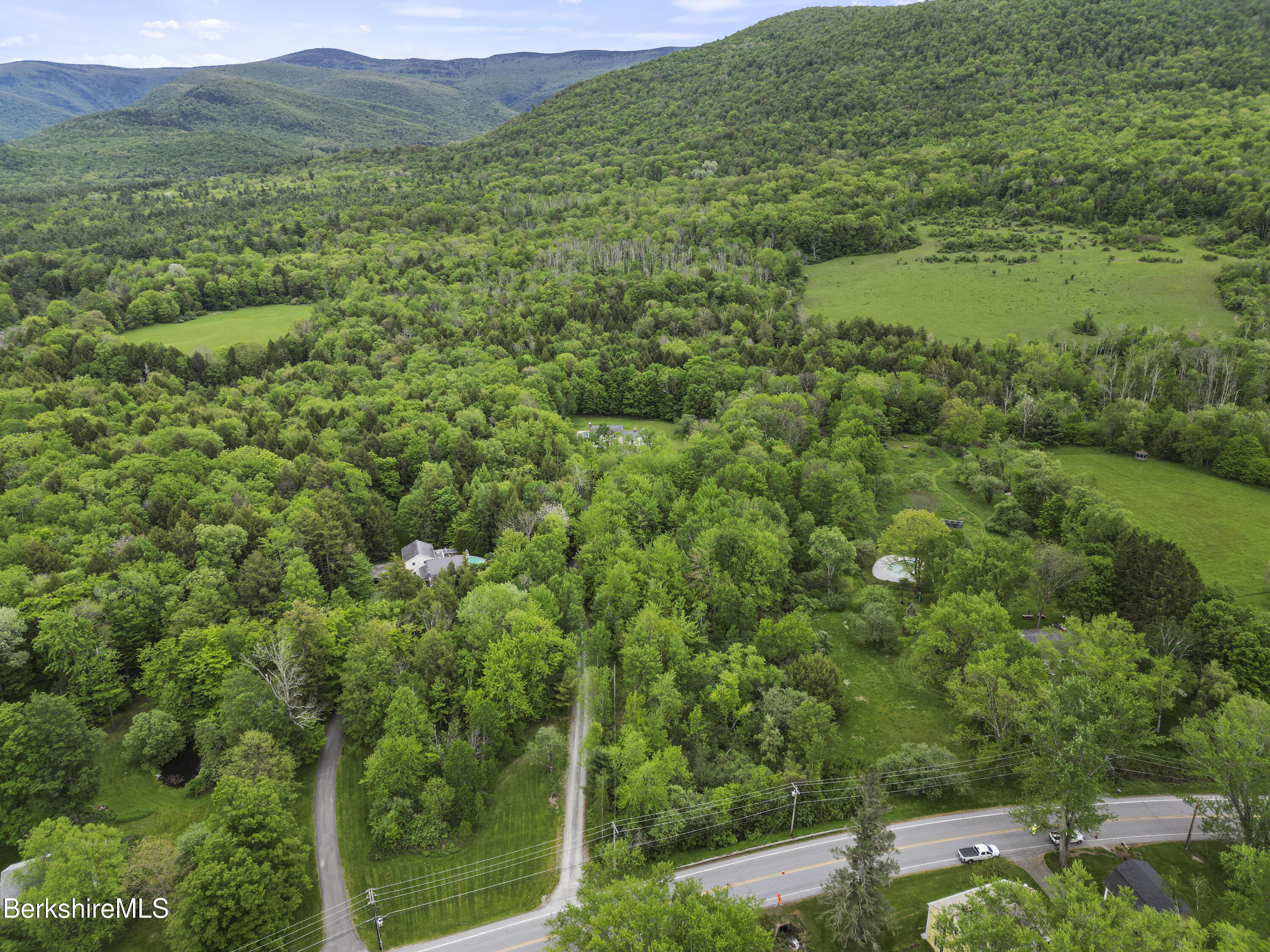 888 Hancock Road Williamstown, MA 01267 - Photo 78 of 78 935 Aerial View