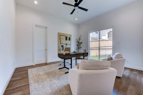 $725,000 | 7120 Gary Street, Unit B, Houston, TX 77055