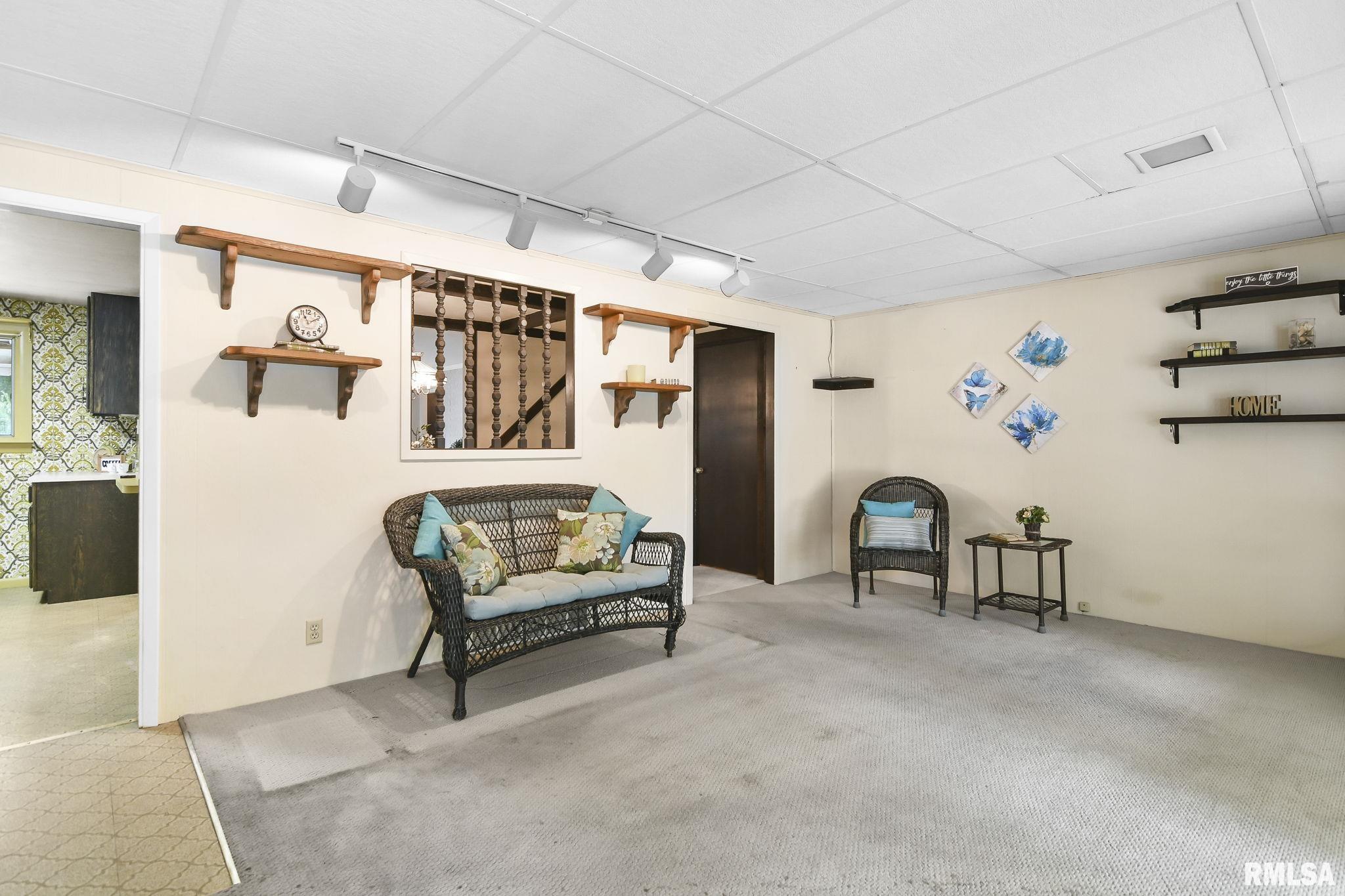 128 Circle Drive Springfield, IL 62703 - Photo 23 of 47