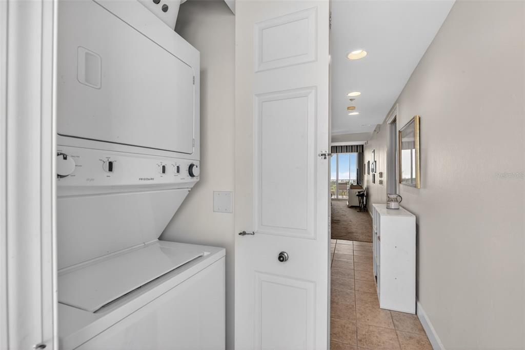 3191 Matecumbe Key Road, Unit 304 Punta Gorda, FL 33955 - Photo 25 of 31 a view of bathroom with bathtub