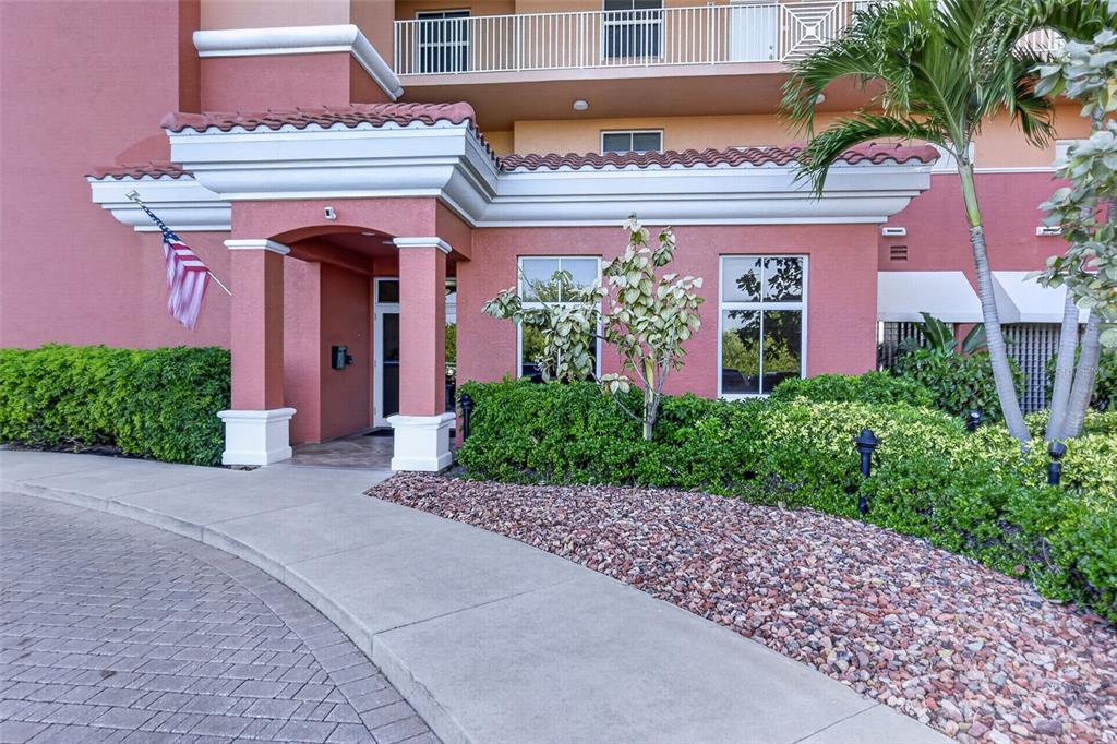 3191 Matecumbe Key Road, Unit 304 Punta Gorda, FL 33955 - Photo 27 of 31 front view of a building