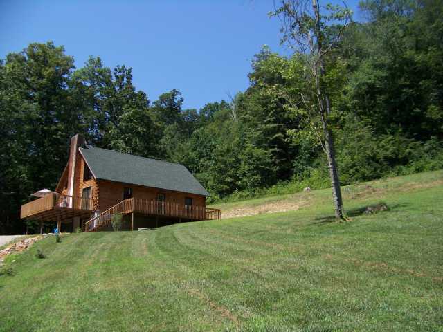 834 Beck Road Southeast Lancaster, OH 43130 - Photo 1 of 14