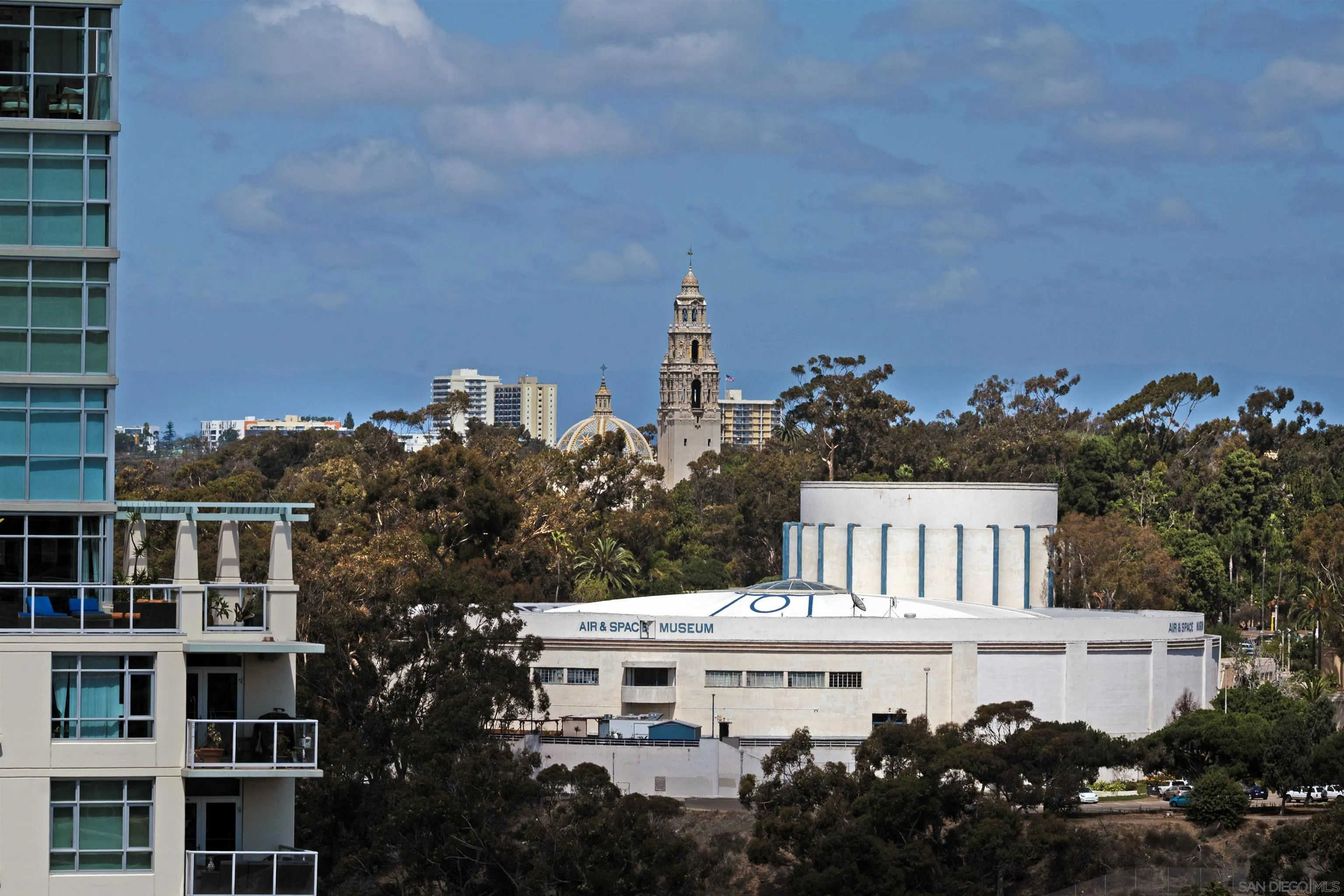 801 Ash Street, Unit 1701 San Diego, CA 92101 - Photo 5 of 44 a view of houses with a street