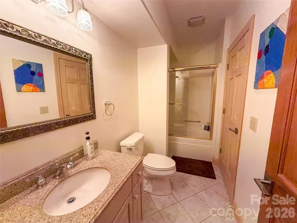 $999,000 | 556 Quail Ridge Boulevard, Lake Lure, NC 28746