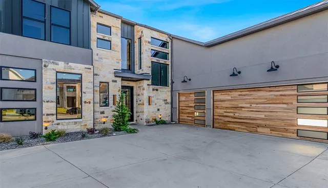 $2,700,000 | 1960 Noe Boulevard, Heath, TX 75126