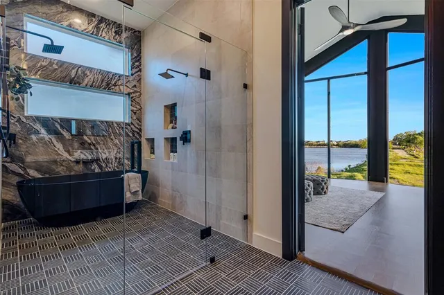 $2,700,000 | 1960 Noe Boulevard, Heath, TX 75126