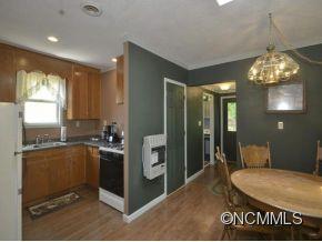 1237 Bull Creek Road Marshall, NC 28753 - Photo 23 of 24 Gallery Image 23
