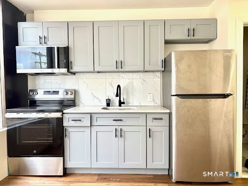 61 Field Street, Unit 101 Waterbury, CT 06702 - Photo 2 of 7 Gallery Image 2