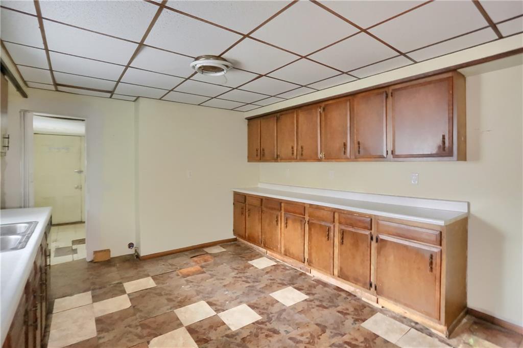 116 Hemlock Street Pittsburgh, PA 15212 - Photo 13 of 38 a view of a storage & utility room