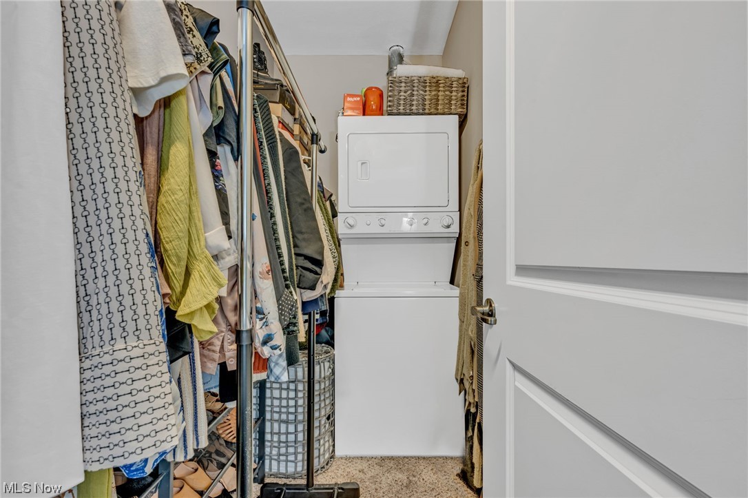 1237 Washington Avenue, Unit 1110 Cleveland, OH 44113 - Photo 23 of 28 View of laundry area