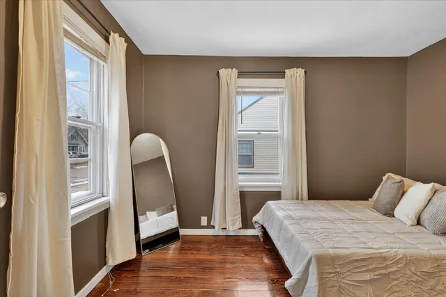 $209,900 | 1658 Federal Avenue Southwest, Wyoming, MI 49509