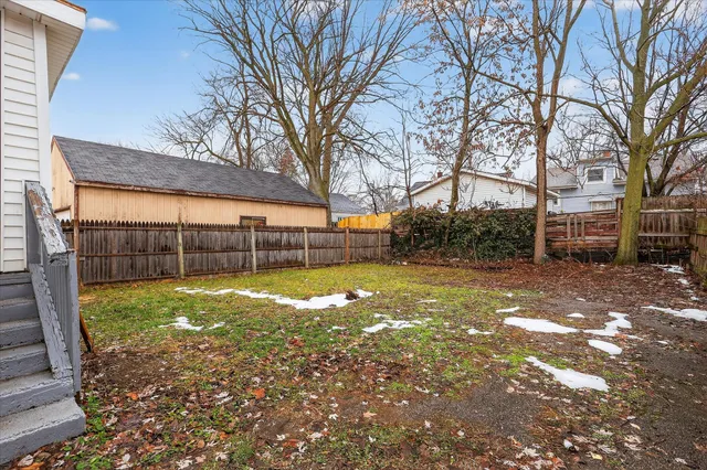 $209,900 | 1658 Federal Avenue Southwest, Wyoming, MI 49509