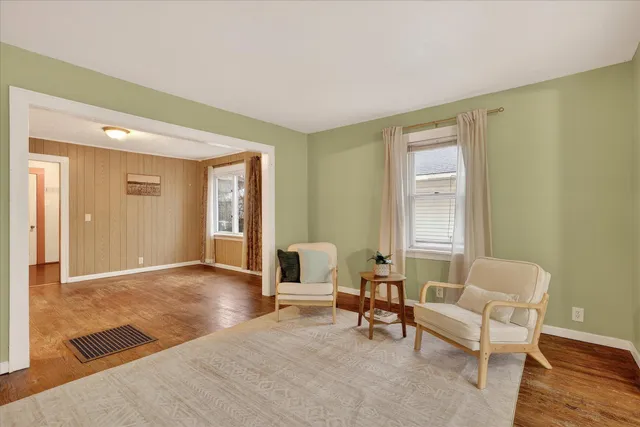 $209,900 | 1658 Federal Avenue Southwest, Wyoming, MI 49509