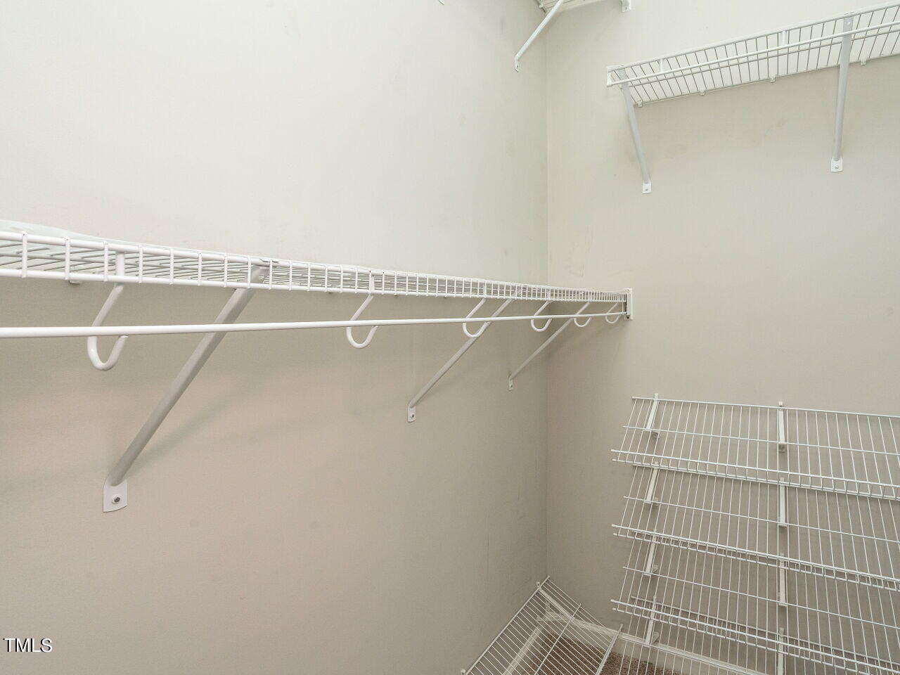 8237 Belneath Court Raleigh, NC 27613 - Photo 18 of 27 018-1280x960-primary-bedroom-walk-in-clo