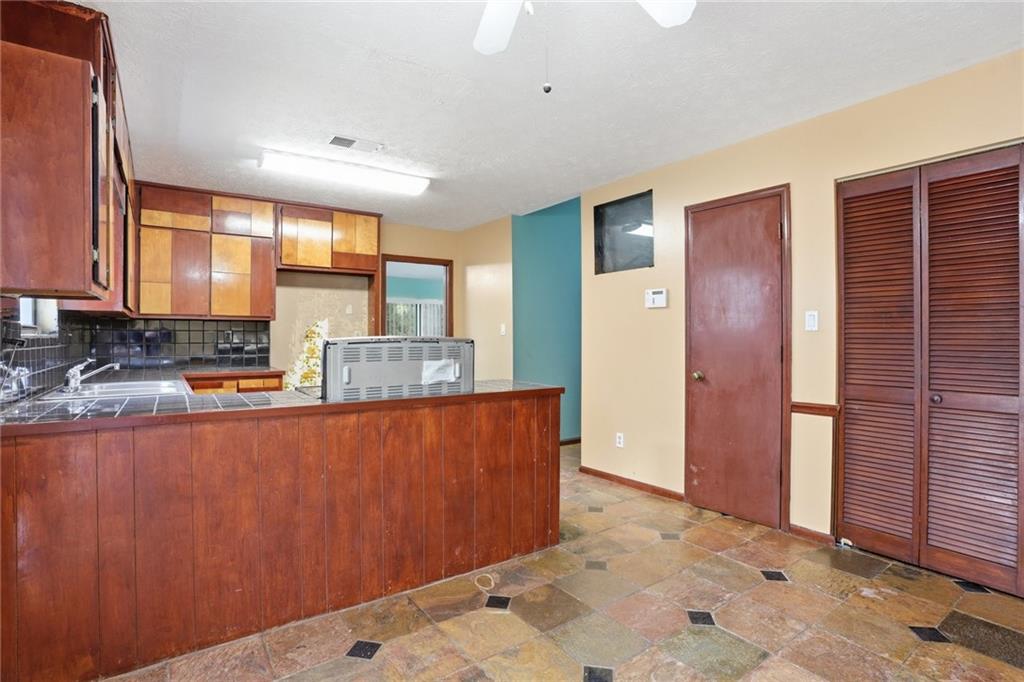 3244 Harbor Woods Road Decatur, GA 30034 - Photo 13 of 46