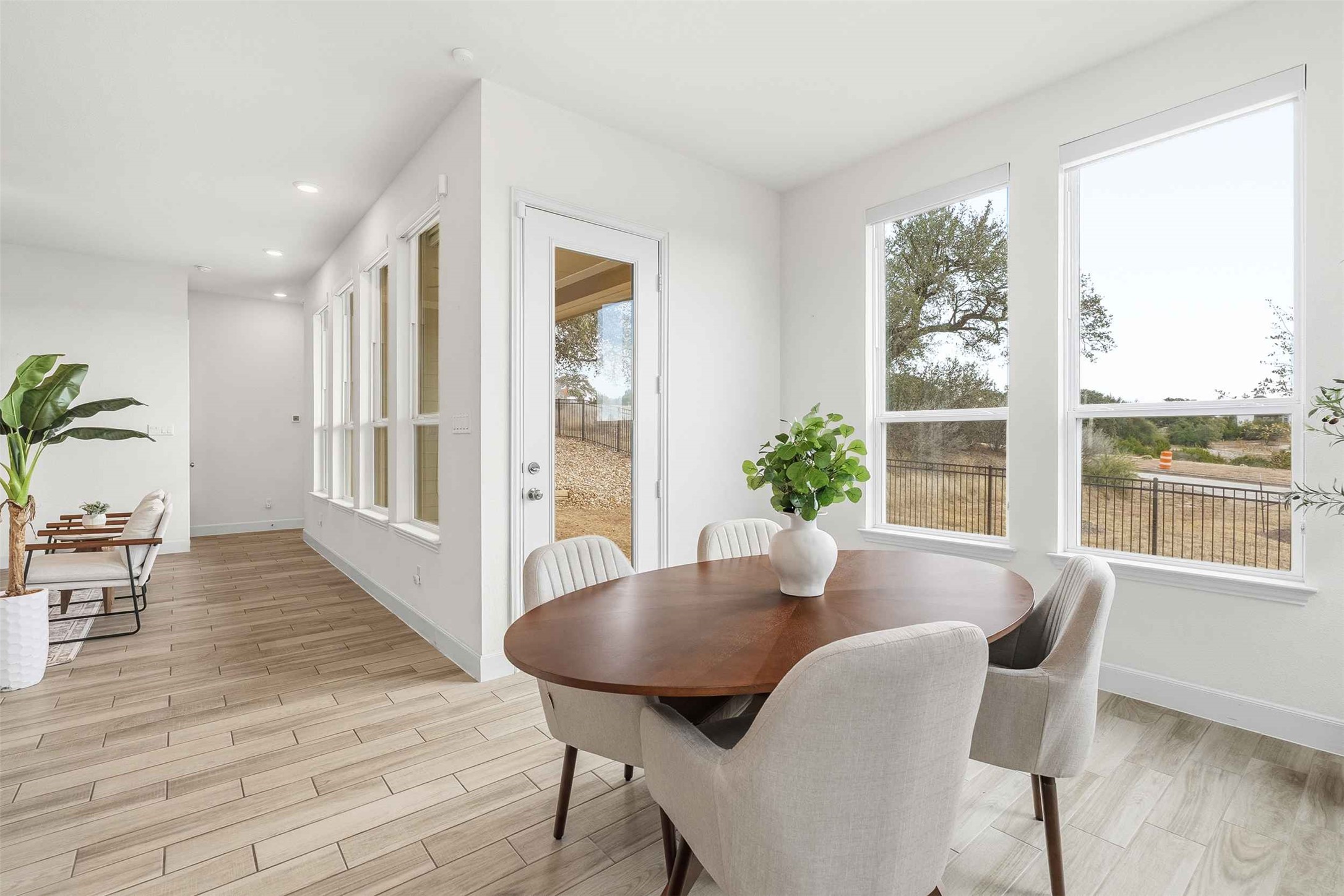 104 Corbin Avenue Georgetown, TX 78628 - Photo 15 of 36