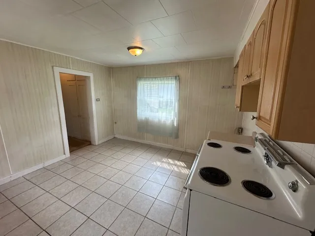 $144,900 | 111 East Main Street, Essex, IL 60935