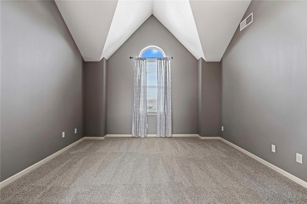 14219 Amanda Lane Basehor, KS 66007 - Photo 20 of 51