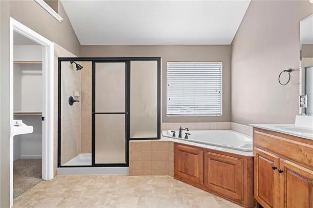 $524,900 | 14219 Amanda Lane, Basehor, KS 66007